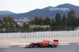 Daniil Kvyat (RUS) Red Bull Racing RB12. 25.02.2016. Formula One Testing, Day Four, Barcelona, Spain. Thursday.