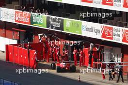 Kimi Raikkonen (FIN) Ferrari SF16-H in the pits. 25.02.2016. Formula One Testing, Day Four, Barcelona, Spain. Thursday.
