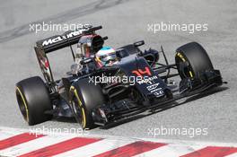 Fernando Alonso (ESP) McLaren MP4-31. 23.02.2016. Formula One Testing, Day Two, Barcelona, Spain. Tuesday.
