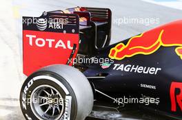 Daniel Ricciardo (AUS) Red Bull Racing RB12 rear wing detail. 23.02.2016. Formula One Testing, Day Two, Barcelona, Spain. Tuesday.