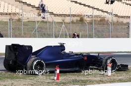 The Scuderia Toro Rosso STR11 of Max Verstappen (NLD) Scuderia Toro Rosso stopped on the circuit. 23.02.2016. Formula One Testing, Day Two, Barcelona, Spain. Tuesday.