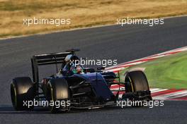 Carlos Sainz Jr (ESP) Scuderia Toro Rosso STR11. 24.02.2016. Formula One Testing, Day Three, Barcelona, Spain. Wednesday.
