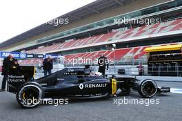 Kevin Magnussen (DEN) Renault Sport F1 Team RS16. 24.02.2016. Formula One Testing, Day Three, Barcelona, Spain. Wednesday.