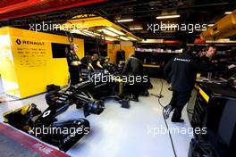 Jolyon Palmer (GBR), Renault Sport F1 Team and Julien Simon-Chautemps (FRA), Renault Sport F1 Team  04.03.2016. Formula One Testing, Day Four, Barcelona, Spain. Friday.
