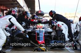 Esteban Gutierrez (MEX) Haas F1 Team VF-16 practices a pit stop. 04.03.2016. Formula One Testing, Day Four, Barcelona, Spain. Friday.