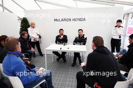 (L to R): Eric Boullier (FRA) McLaren Racing Director with Yusuke Hasegawa (JPN) Head of Honda F1 Programme. 04.03.2016. Formula One Testing, Day Four, Barcelona, Spain. Friday.