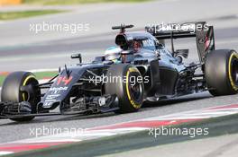 Fernando Alonso (ESP) McLaren MP4-31. 03.03.2016. Formula One Testing, Day Three, Barcelona, Spain. Thursday.
