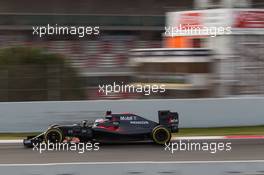 Fernando Alonso (ESP) McLaren MP4-31. 03.03.2016. Formula One Testing, Day Three, Barcelona, Spain. Thursday.