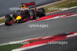 Daniil Kvyat (RUS) Red Bull Racing RB12. 03.03.2016. Formula One Testing, Day Three, Barcelona, Spain. Thursday.