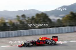 Daniil Kvyat (RUS) Red Bull Racing RB12 running sensor equipment. 03.03.2016. Formula One Testing, Day Three, Barcelona, Spain. Thursday.