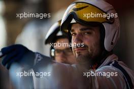 Sauber F1 Team mechanics. 03.03.2016. Formula One Testing, Day Three, Barcelona, Spain. Thursday.