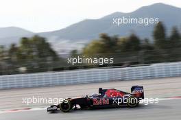 Max Verstappen (NLD) Scuderia Toro Rosso STR11. 03.03.2016. Formula One Testing, Day Three, Barcelona, Spain. Thursday.