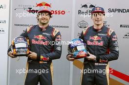 (L to R): Carlos Sainz Jr (ESP) Scuderia Toro Rosso with team mate Max Verstappen (NLD) Scuderia Toro Rosso. 01.03.2016. Formula One Testing, Day One, Barcelona, Spain. Tuesday.