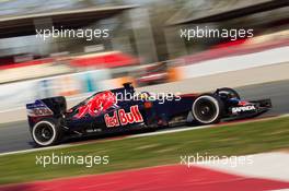 Carlos Sainz Jr (ESP) Scuderia Toro Rosso STR11. 02.03.2016. Formula One Testing, Day Two, Barcelona, Spain. Wednesday.