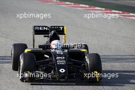 Kevin Magnussen (DEN) Renault Sport F1 Team RS16. 02.03.2016. Formula One Testing, Day Two, Barcelona, Spain. Wednesday.