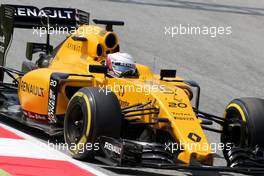 Kevin Magnussen (DEN), Renault Sport F1 Team  18.05.2016. Formula One In-Season Testing, Day Two, Barcelona, Spain. Wednesday.