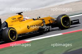 Kevin Magnussen (DEN), Renault Sport F1 Team  18.05.2016. Formula One In-Season Testing, Day Two, Barcelona, Spain. Wednesday.