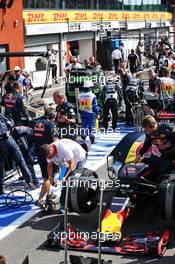 The Red Bull Racing RB12 of Daniel Ricciardo (AUS) in the pits as the race is stopped. 28.08.2016. Formula 1 World Championship, Rd 13, Belgian Grand Prix, Spa Francorchamps, Belgium, Race Day.