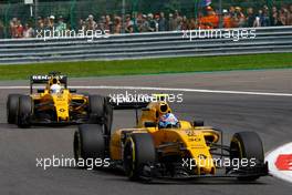 Jolyon Palmer (GBR) Renault Sport F1 Team RS16 leads Kevin Magnussen (DEN) Renault Sport F1 Team RS16. 28.08.2016. Formula 1 World Championship, Rd 13, Belgian Grand Prix, Spa Francorchamps, Belgium, Race Day.
