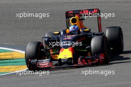 Daniel Ricciardo (AUS), Red Bull Racing  27.08.2016. Formula 1 World Championship, Rd 13, Belgian Grand Prix, Spa Francorchamps, Belgium, Qualifying Day.