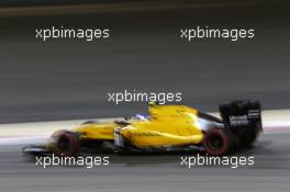 Jolyon Palmer (GBR) Renault Sport F1 Team RS16. 01.04.2016. Formula 1 World Championship, Rd 2, Bahrain Grand Prix, Sakhir, Bahrain, Practice Day
