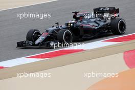 Stoffel Vandoorne (BEL), McLaren F1 Team  01.04.2016. Formula 1 World Championship, Rd 2, Bahrain Grand Prix, Sakhir, Bahrain, Practice Day