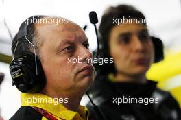 Frederic Vasseur (FRA) Renault Sport F1 Team Racing Director. 01.04.2016. Formula 1 World Championship, Rd 2, Bahrain Grand Prix, Sakhir, Bahrain, Practice Day
