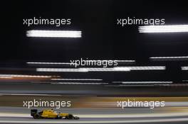 Kevin Magnussen (DEN) Renault Sport F1 Team RS16. 01.04.2016. Formula 1 World Championship, Rd 2, Bahrain Grand Prix, Sakhir, Bahrain, Practice Day