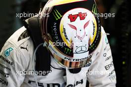 Lewis Hamilton (GBR) Mercedes AMG F1. 01.04.2016. Formula 1 World Championship, Rd 2, Bahrain Grand Prix, Sakhir, Bahrain, Practice Day