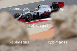 Esteban Gutierrez (MEX), Haas F1 Team  01.04.2016. Formula 1 World Championship, Rd 2, Bahrain Grand Prix, Sakhir, Bahrain, Practice Day