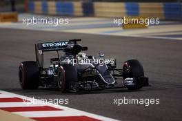 Lewis Hamilton (GBR) Mercedes AMG F1 W07 Hybrid. 01.04.2016. Formula 1 World Championship, Rd 2, Bahrain Grand Prix, Sakhir, Bahrain, Practice Day