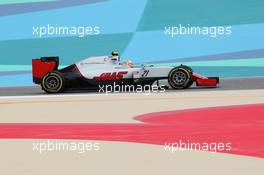 Esteban Gutierrez (MEX) Haas F1 Team VF-16. 01.04.2016. Formula 1 World Championship, Rd 2, Bahrain Grand Prix, Sakhir, Bahrain, Practice Day