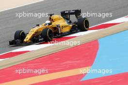 Kevin Magnussen (DEN) Renault Sport F1 Team RS16. 01.04.2016. Formula 1 World Championship, Rd 2, Bahrain Grand Prix, Sakhir, Bahrain, Practice Day