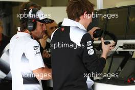 Fernando Alonso (ESP) McLaren. 01.04.2016. Formula 1 World Championship, Rd 2, Bahrain Grand Prix, Sakhir, Bahrain, Practice Day