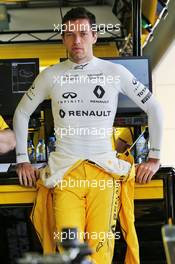 Jolyon Palmer (GBR) Renault Sport F1 Team. 01.04.2016. Formula 1 World Championship, Rd 2, Bahrain Grand Prix, Sakhir, Bahrain, Practice Day