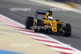 Kevin Magnussen (DEN) Renault Sport F1 Team RS16. 01.04.2016. Formula 1 World Championship, Rd 2, Bahrain Grand Prix, Sakhir, Bahrain, Practice Day