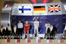 Nico Rosberg (GER), Mercedes AMG F1 Team, Lewis Hamilton (GBR), Mercedes AMG F1 Team and Kimi Raikkonen (FIN), Scuderia Ferrari  03.04.2016. Formula 1 World Championship, Rd 2, Bahrain Grand Prix, Sakhir, Bahrain, Race Day.