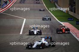 Felipe Massa (BRA) Williams FW38 leads Valtteri Bottas (FIN) Williams FW38 and Kimi Raikkonen (FIN) Ferrari SF16-H. 03.04.2016. Formula 1 World Championship, Rd 2, Bahrain Grand Prix, Sakhir, Bahrain, Race Day.