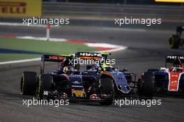 Carlos Sainz Jr (ESP) Scuderia Toro Rosso STR11. 03.04.2016. Formula 1 World Championship, Rd 2, Bahrain Grand Prix, Sakhir, Bahrain, Race Day.