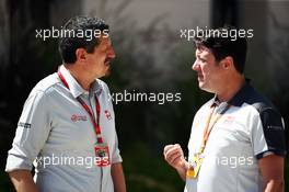 (L to R): Guenther Steiner (ITA) Haas F1 Team Prinicipal with Dave O'Neill (GBR) Haas F1 Team Team Manager. 02.04.2016. Formula 1 World Championship, Rd 2, Bahrain Grand Prix, Sakhir, Bahrain, Qualifying Day.