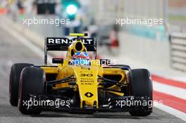 Jolyon Palmer (GBR) Renault Sport F1 Team RS16. 02.04.2016. Formula 1 World Championship, Rd 2, Bahrain Grand Prix, Sakhir, Bahrain, Qualifying Day.