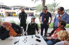 Nico Hulkenberg (GER) Sahara Force India F1 with the media. 31.03.2016. Formula 1 World Championship, Rd 2, Bahrain Grand Prix, Sakhir, Bahrain, Preparation Day.