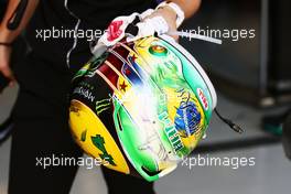 The helmet of Lewis Hamilton (GBR) Mercedes AMG F1. 11.11.2016. Formula 1 World Championship, Rd 20, Brazilian Grand Prix, Sao Paulo, Brazil, Practice Day.