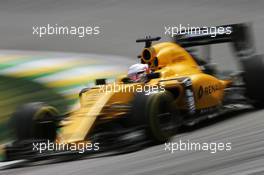 Kevin Magnussen (DEN) Renault Sport F1 Team RS16. 11.11.2016. Formula 1 World Championship, Rd 20, Brazilian Grand Prix, Sao Paulo, Brazil, Practice Day.