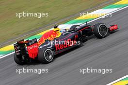 Daniel Ricciardo (AUS) Red Bull Racing  11.11.2016. Formula 1 World Championship, Rd 20, Brazilian Grand Prix, Sao Paulo, Brazil, Practice Day.