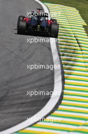 Fernando Alonso (ESP) McLaren MP4-31. 11.11.2016. Formula 1 World Championship, Rd 20, Brazilian Grand Prix, Sao Paulo, Brazil, Practice Day.