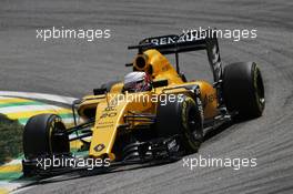 Kevin Magnussen (DEN) Renault Sport F1 Team RS16. 11.11.2016. Formula 1 World Championship, Rd 20, Brazilian Grand Prix, Sao Paulo, Brazil, Practice Day.