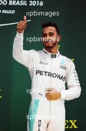 Race winner Lewis Hamilton (GBR) Mercedes AMG F1 celebrates on the podium. 13.11.2016. Formula 1 World Championship, Rd 20, Brazilian Grand Prix, Sao Paulo, Brazil, Race Day.