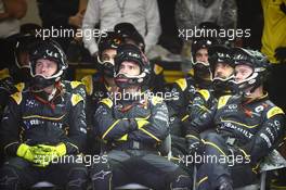 Renault Sport F1 Team Mechanics 13.11.2016. Formula 1 World Championship, Rd 20, Brazilian Grand Prix, Sao Paulo, Brazil, Race Day.