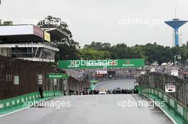 The grid before the start of the race. 13.11.2016. Formula 1 World Championship, Rd 20, Brazilian Grand Prix, Sao Paulo, Brazil, Race Day.